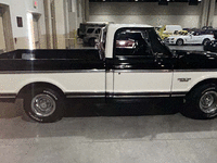 Image 3 of 12 of a 1969 CHEVROLET C10