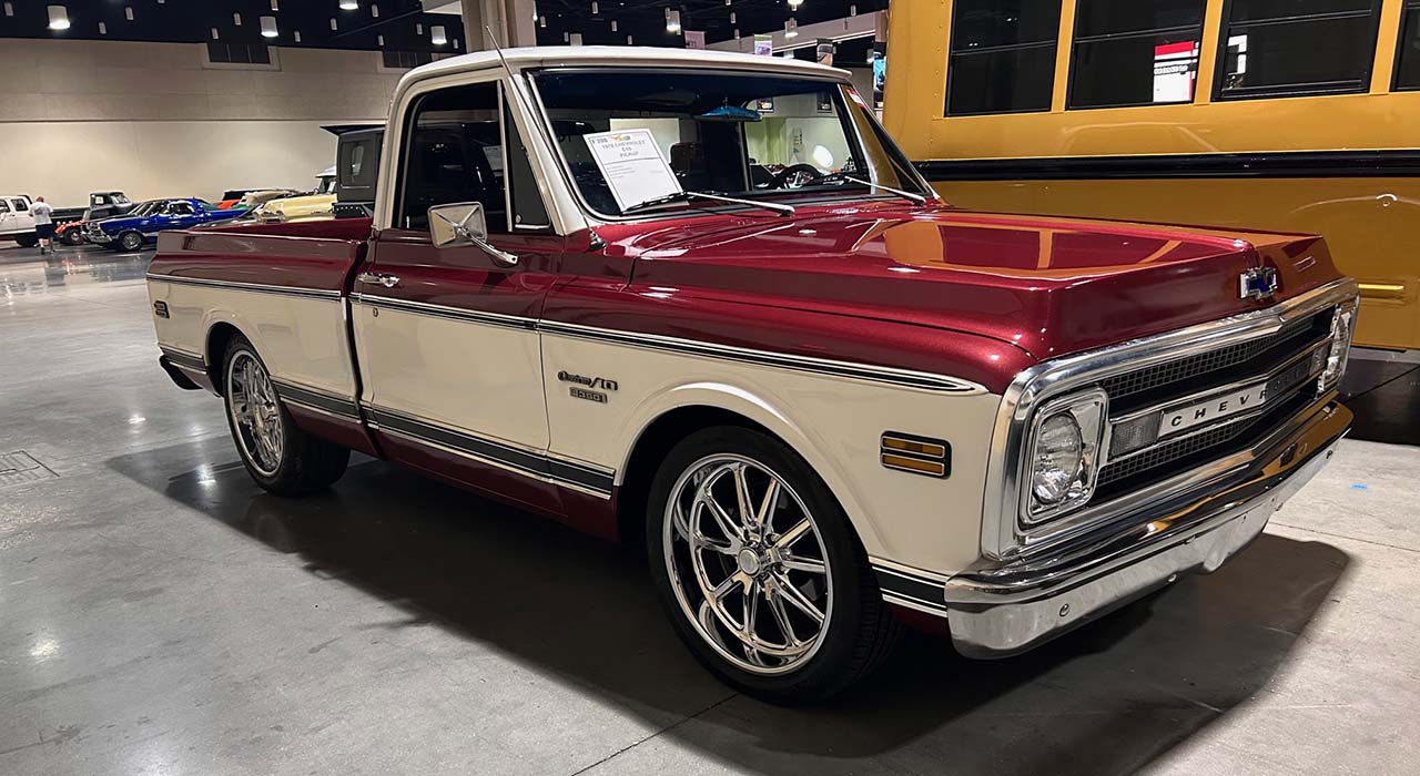 1st Image of a 1970 CHEVROLET C10