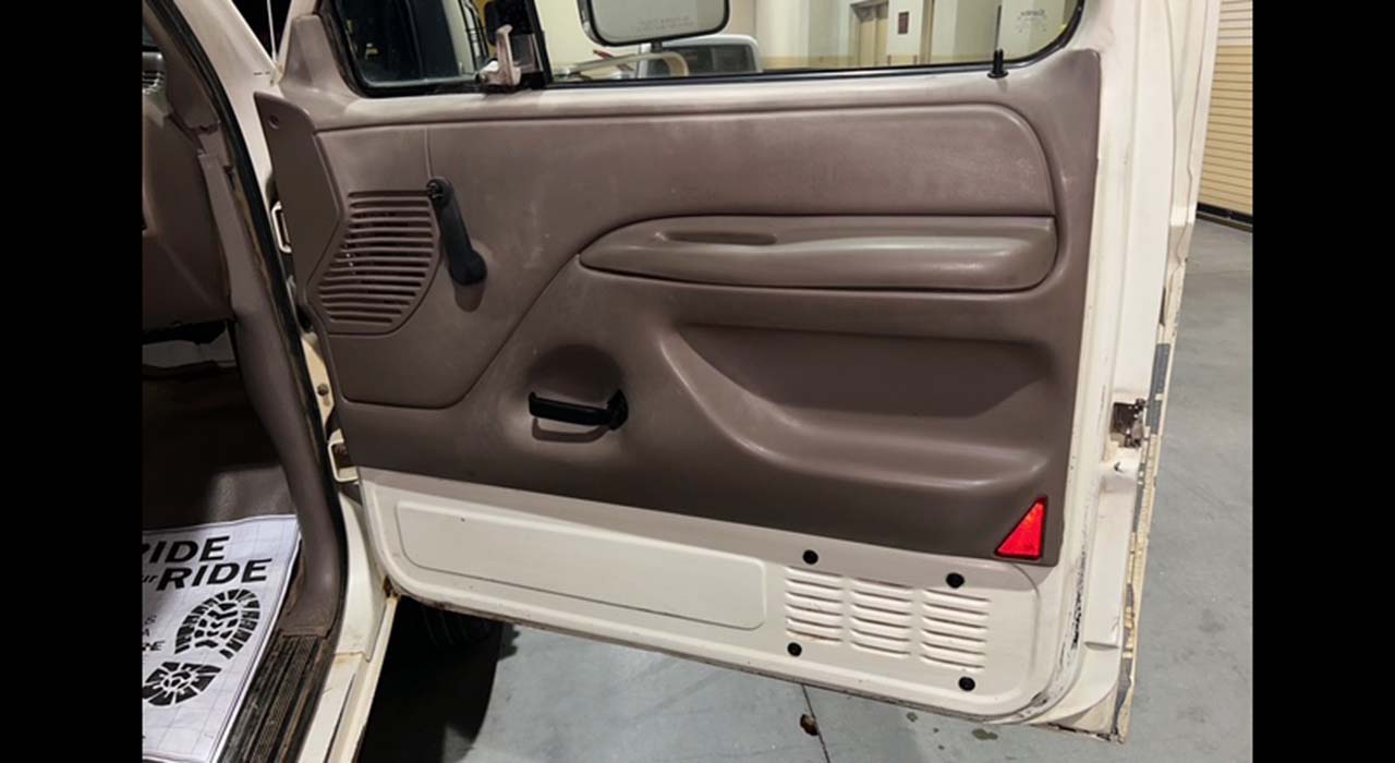 6th Image of a 1994 FORD F-350