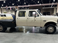 Image 3 of 11 of a 1994 FORD F-350