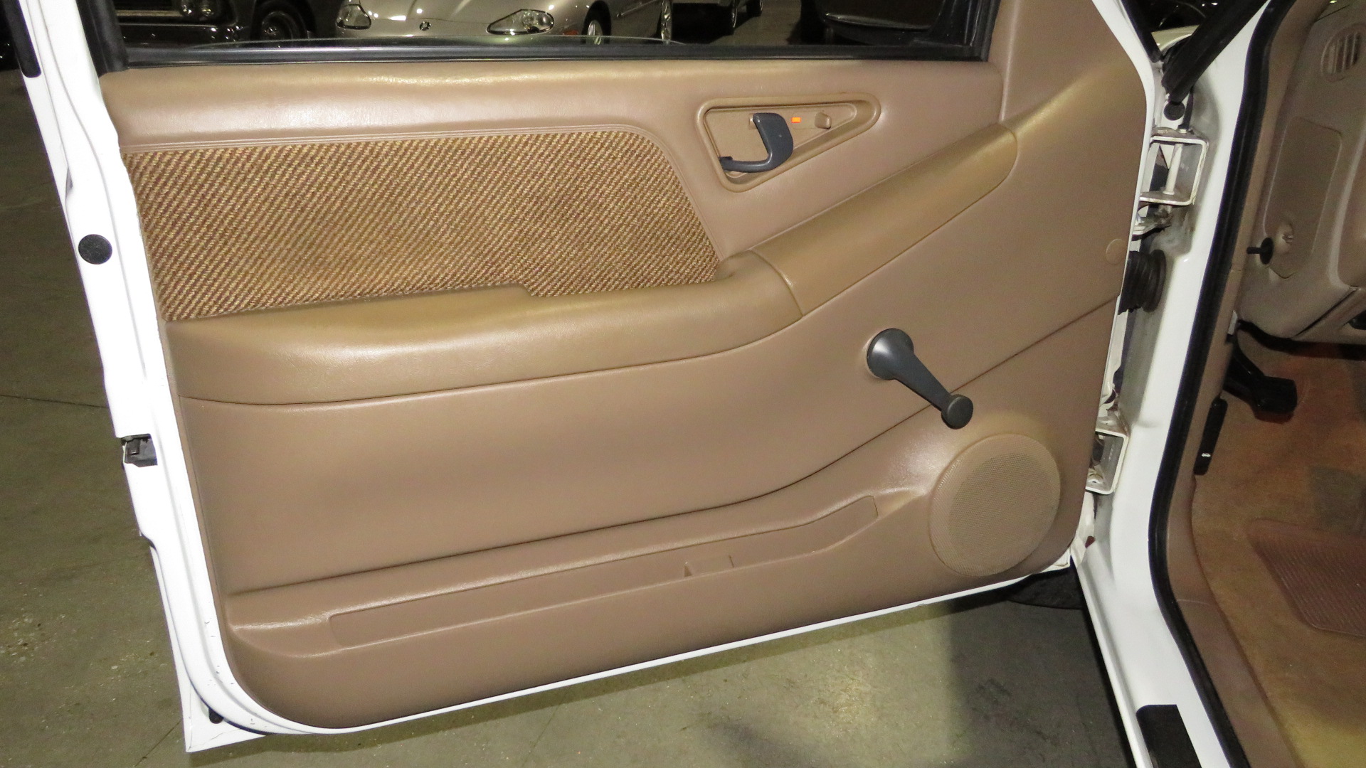 10th Image of a 1997 CHEVROLET S10