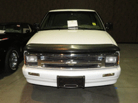 Image 2 of 11 of a 1997 CHEVROLET S10