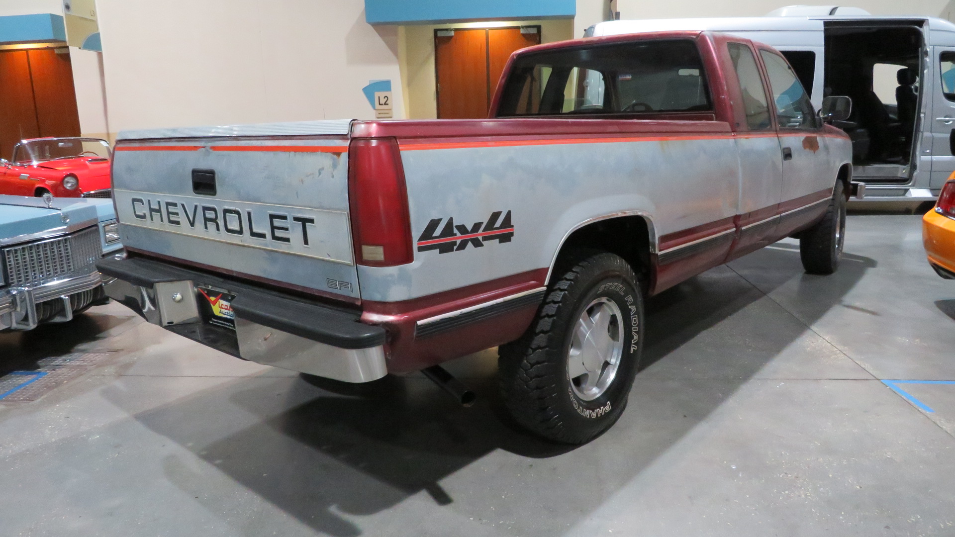 3rd Image of a 1988 CHEVROLET K2500