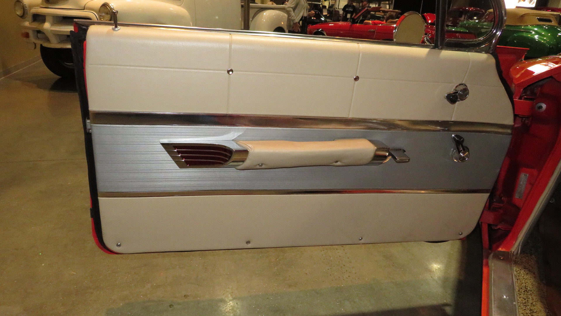 9th Image of a 1961 CHEVROLET IMPALA