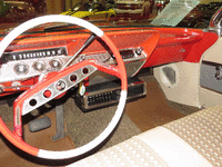 Image 7 of 10 of a 1961 CHEVROLET IMPALA