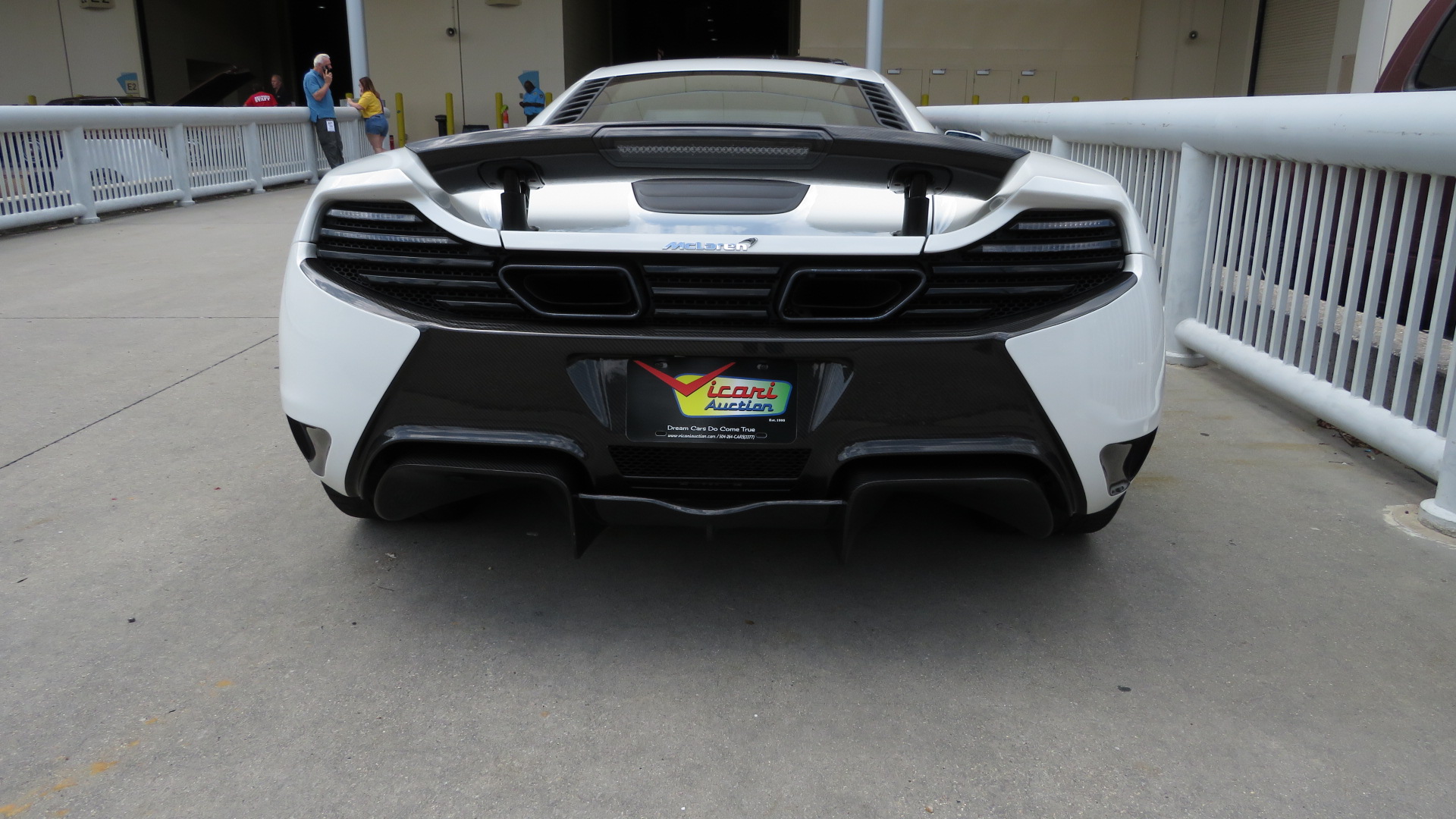 4th Image of a 2012 MCLAREN MP4-12C