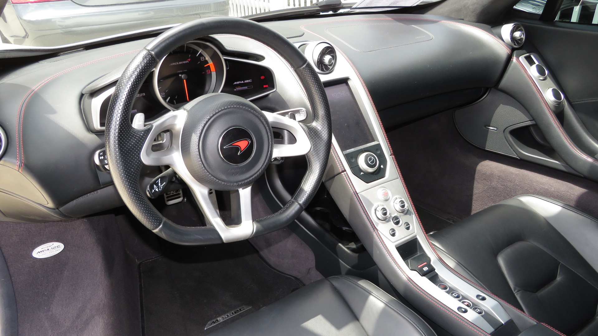 6th Image of a 2012 MCLAREN MP4-12C