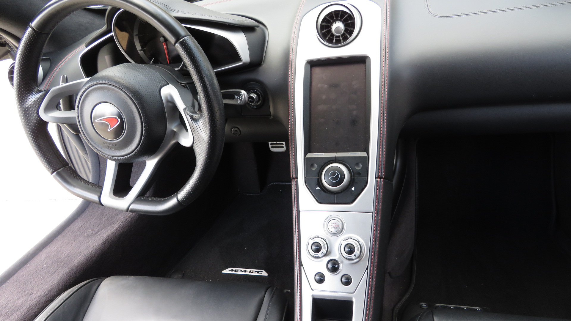 11th Image of a 2012 MCLAREN MP4-12C