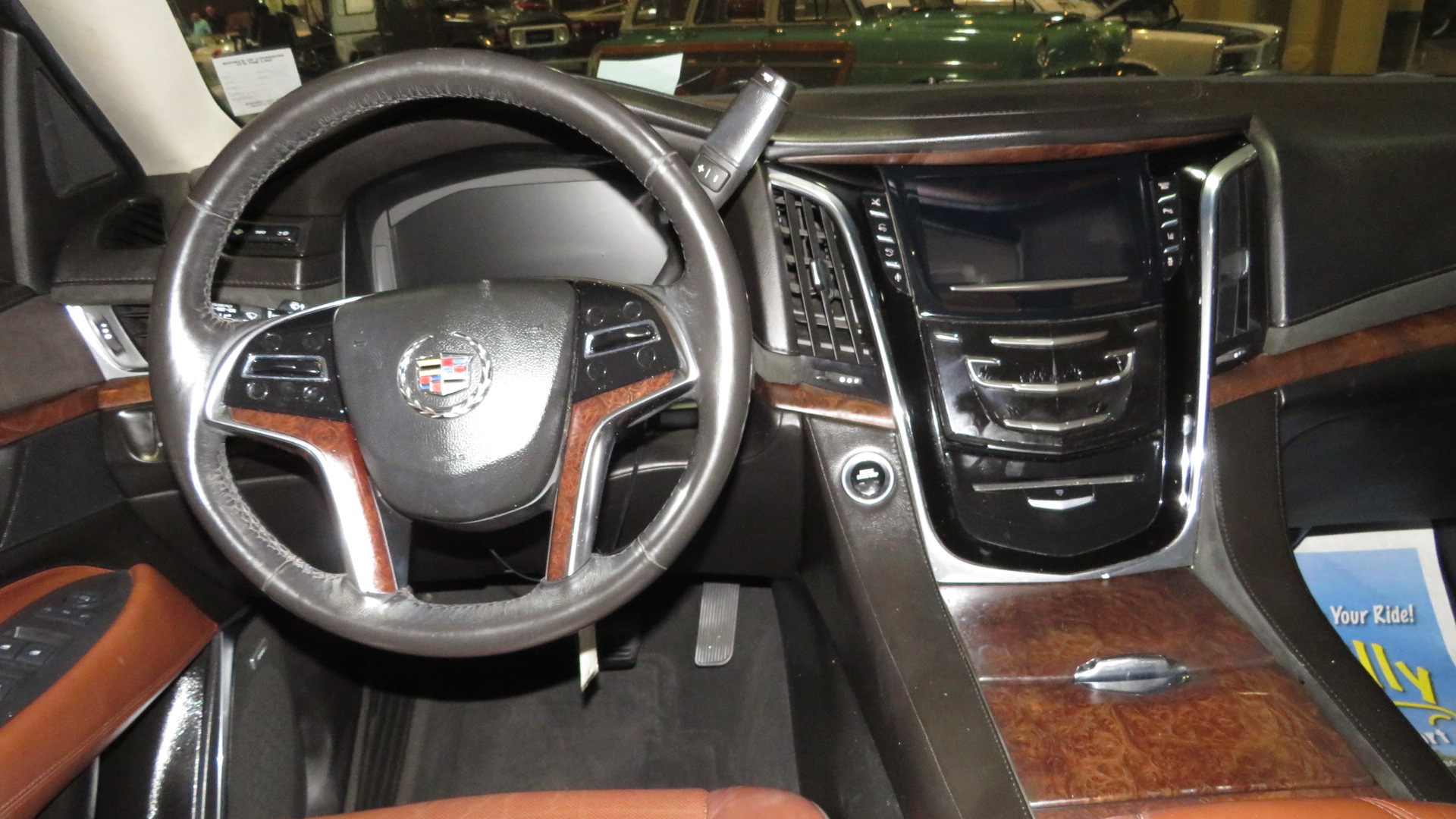 4th Image of a 2015 CADILLAC ESCALADE ESV PREMIUM