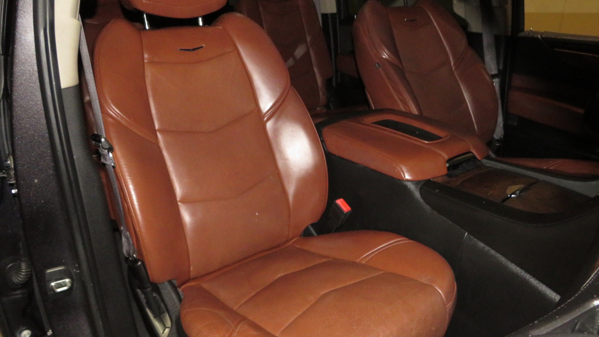 7th Image of a 2015 CADILLAC ESCALADE ESV PREMIUM
