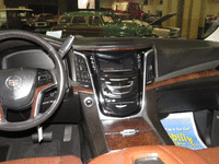 Image 4 of 13 of a 2015 CADILLAC ESCALADE ESV PREMIUM