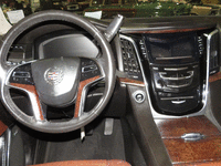 Image 5 of 13 of a 2015 CADILLAC ESCALADE ESV PREMIUM