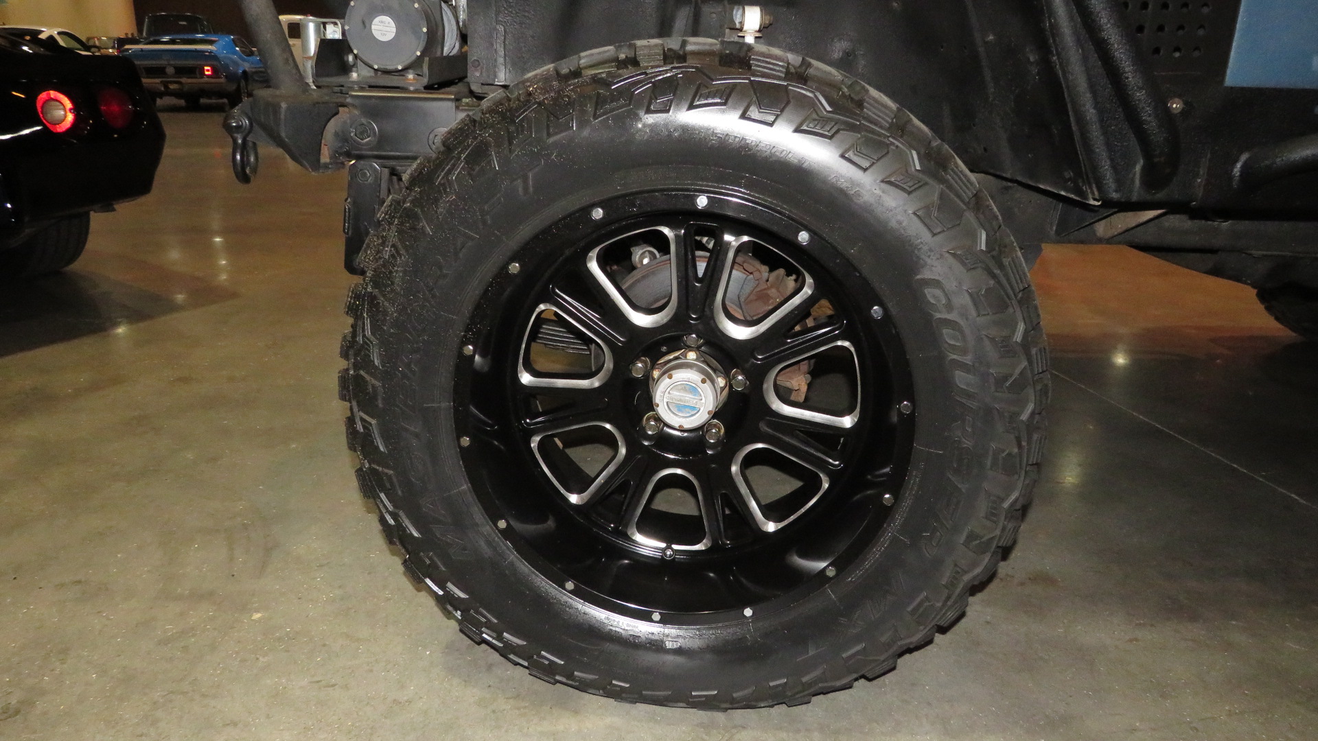 5th Image of a 1983 JEEP CJ7