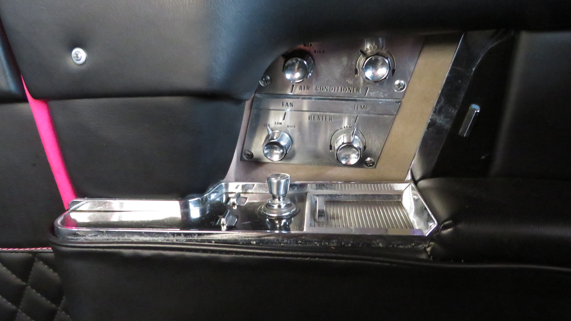 14th Image of a 1965 CADILLAC SERIES 75