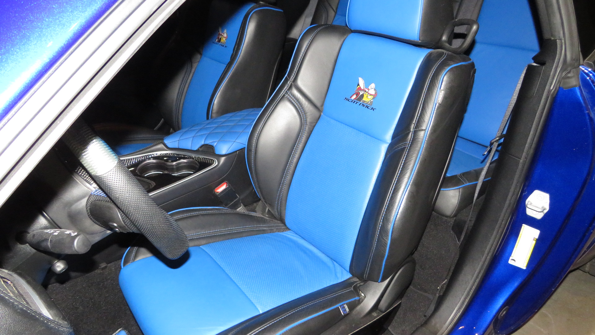 12th Image of a 2020 DODGE CHALLENGER RT
