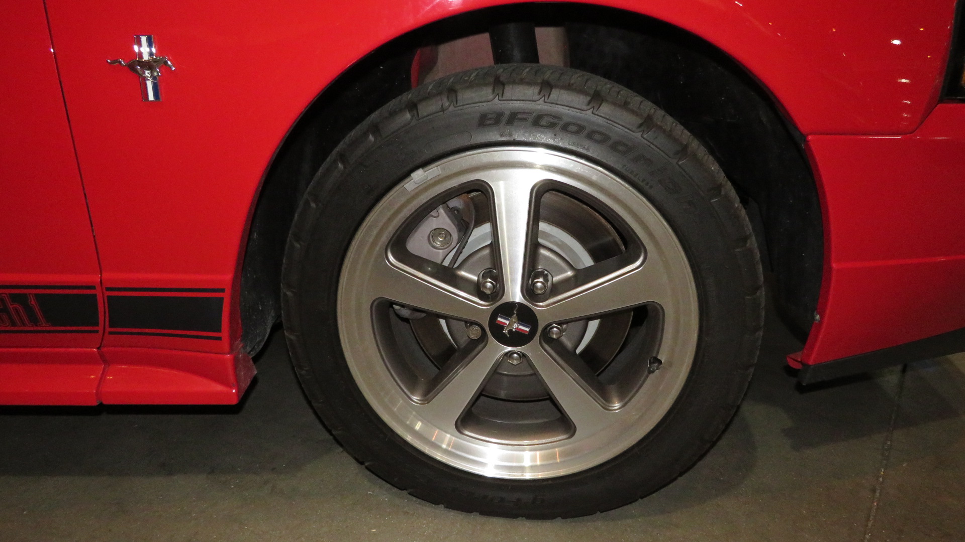 5th Image of a 2003 FORD MUSTANG MACH 1
