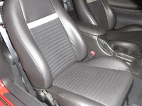 Image 11 of 13 of a 2003 FORD MUSTANG MACH 1