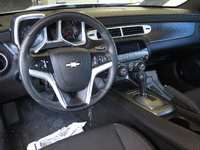 Image 6 of 12 of a 2012 CHEVROLET CAMARO 1LT