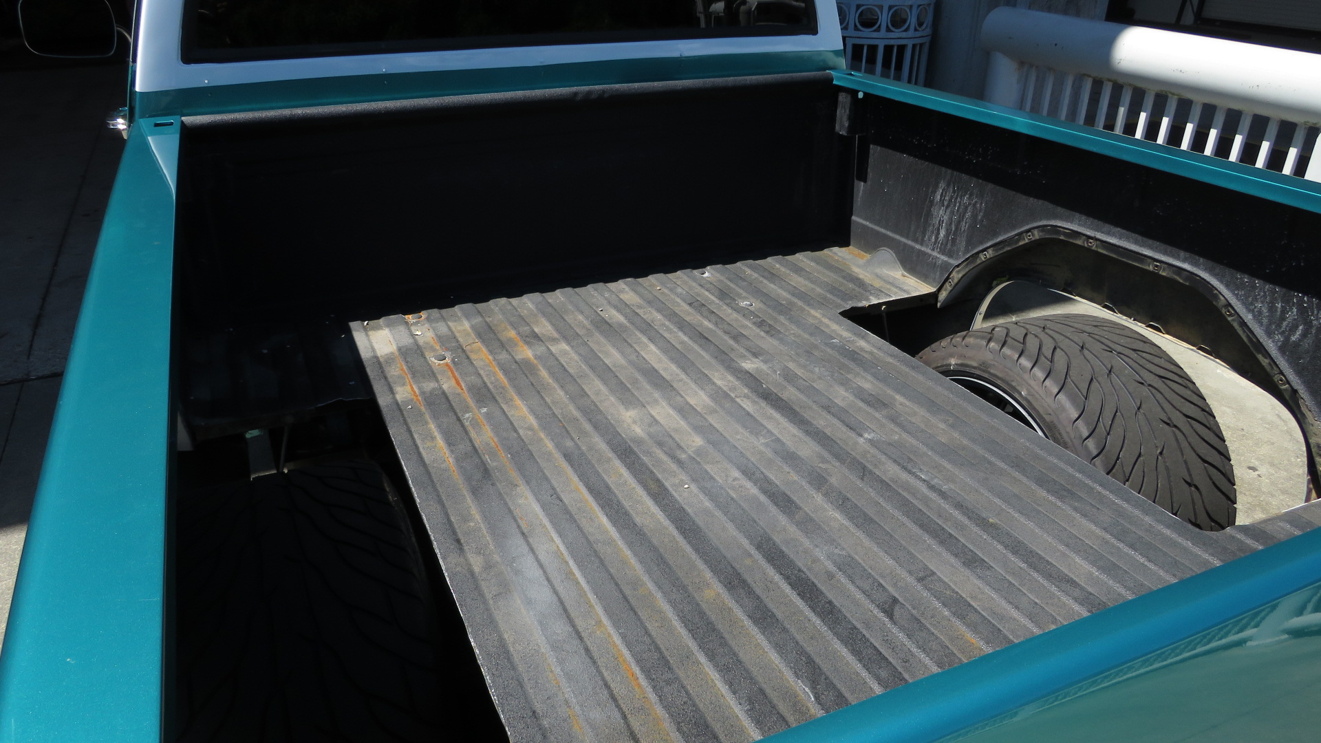 5th Image of a 1981 GMC SIERRA
