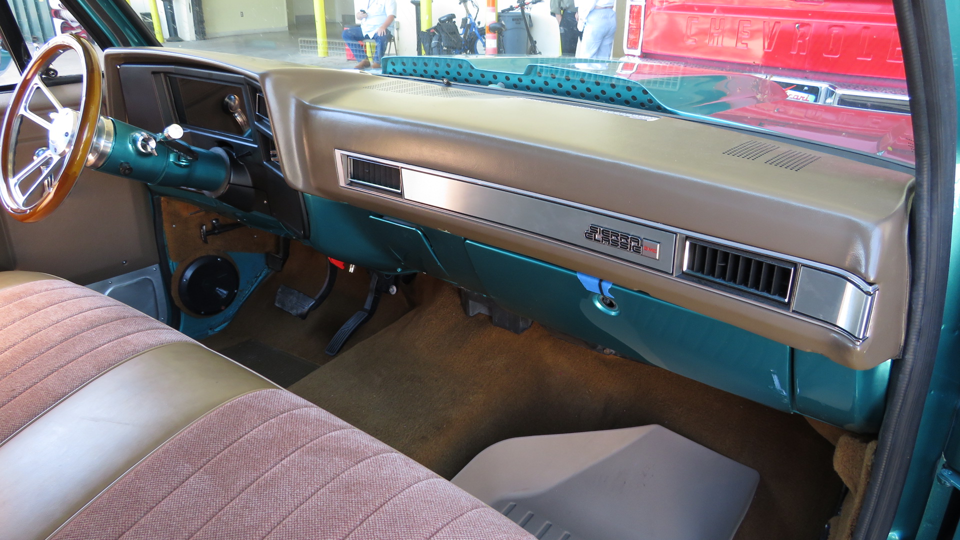 8th Image of a 1981 GMC SIERRA