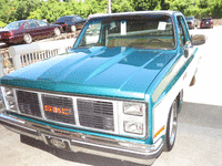 Image 2 of 12 of a 1981 GMC SIERRA