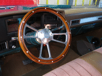 Image 7 of 12 of a 1981 GMC SIERRA