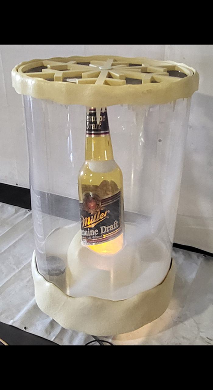 1st Image of a N/A MILLER GENUINE DRAFT SNOW GLOBE