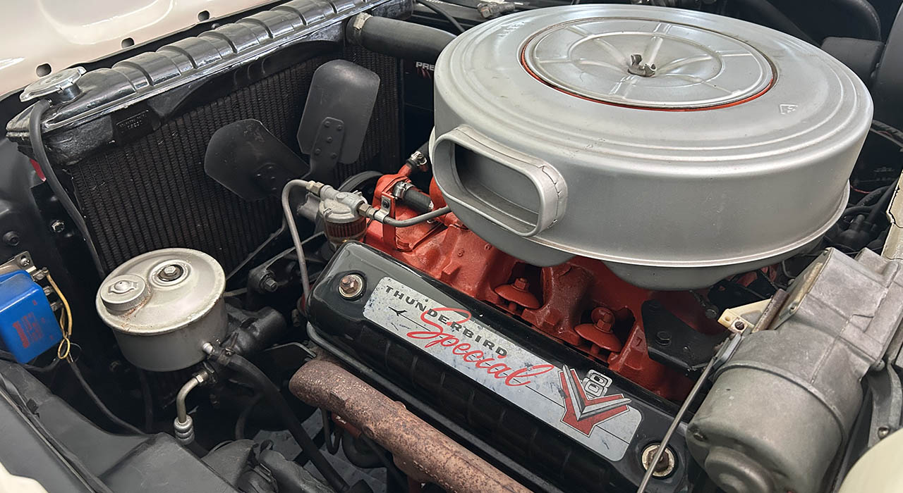 17th Image of a 1957 FORD SKYLINER