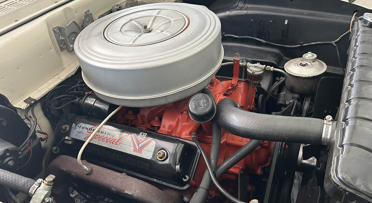 19th Image of a 1957 FORD SKYLINER