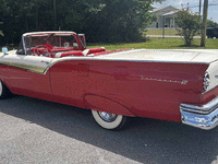 Image 3 of 21 of a 1957 FORD SKYLINER