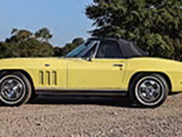 Image 3 of 11 of a 1966 CHEVROLET CORVETTE