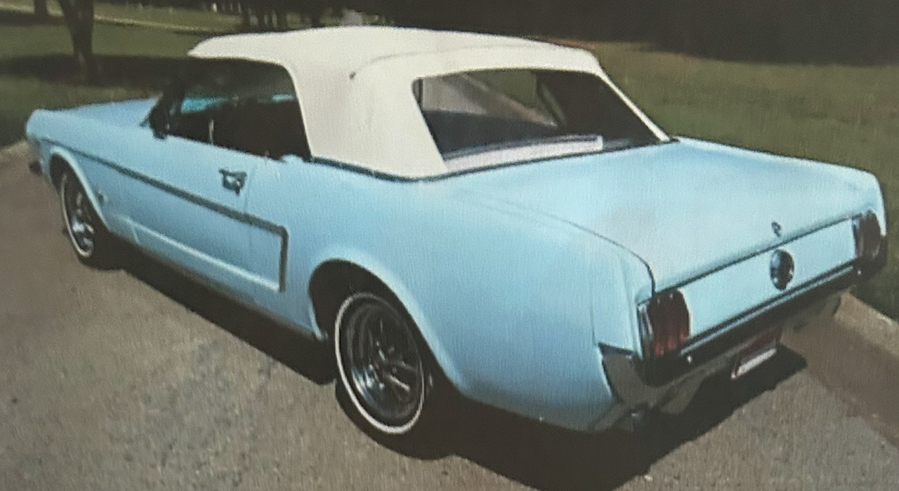 1st Image of a 1965 FORD MUSTANG