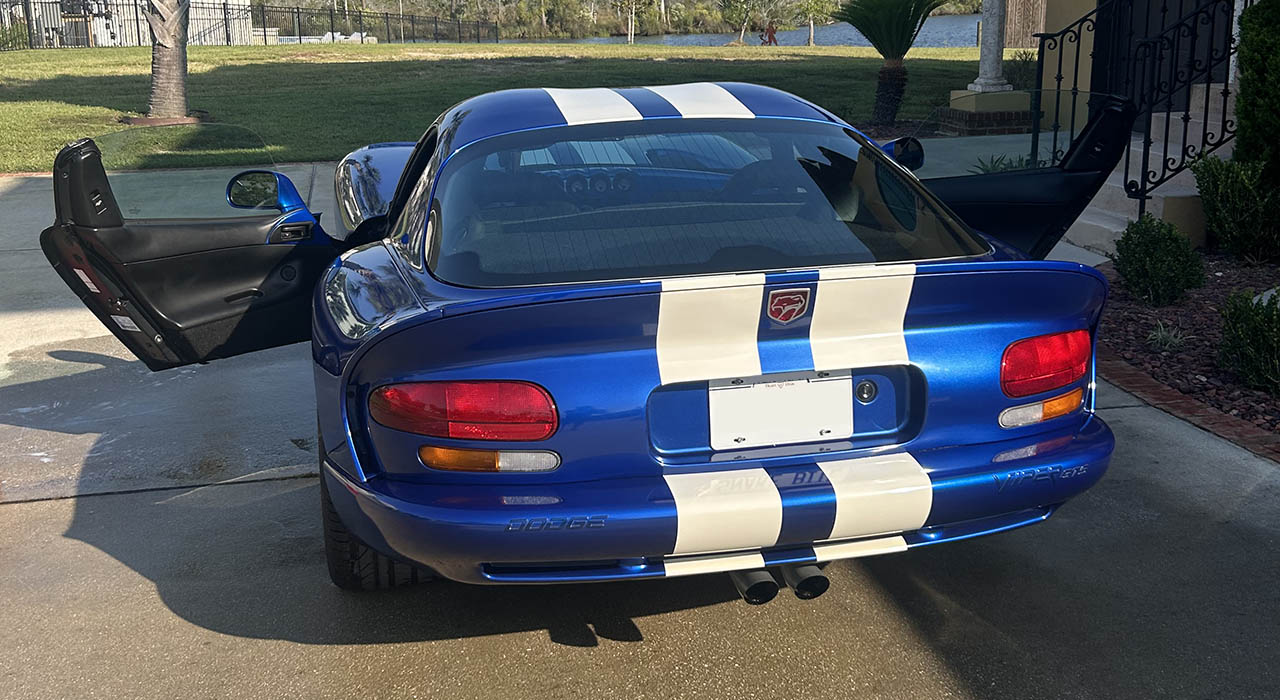 6th Image of a 1997 DODGE VIPER GTS
