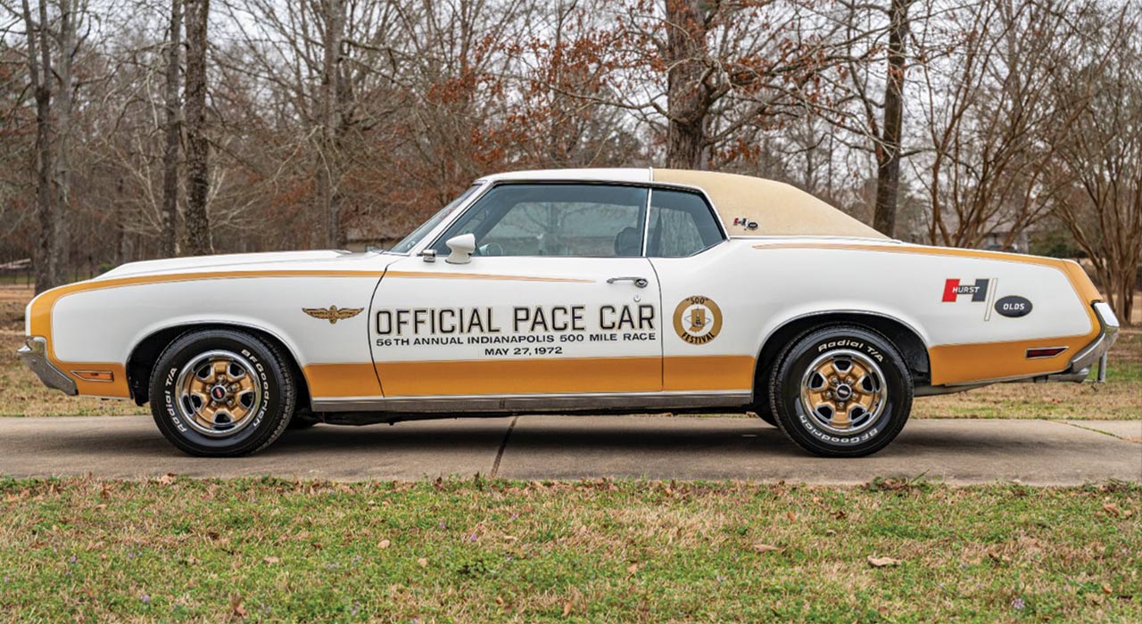 5th Image of a 1972 OLDSMOBILE HURST 442