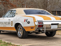 Image 3 of 13 of a 1972 OLDSMOBILE HURST 442