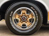 Image 11 of 13 of a 1972 OLDSMOBILE HURST 442