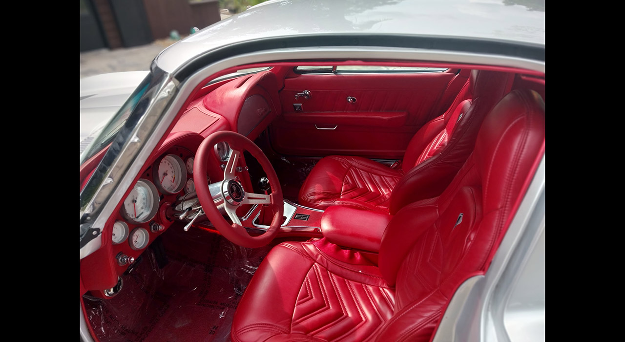 19th Image of a 1963 CHEVROLET CORVETTE RESTOMOD