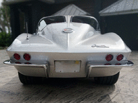 Image 17 of 26 of a 1963 CHEVROLET CORVETTE RESTOMOD