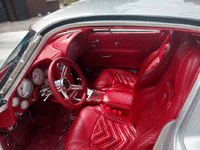 Image 20 of 26 of a 1963 CHEVROLET CORVETTE RESTOMOD