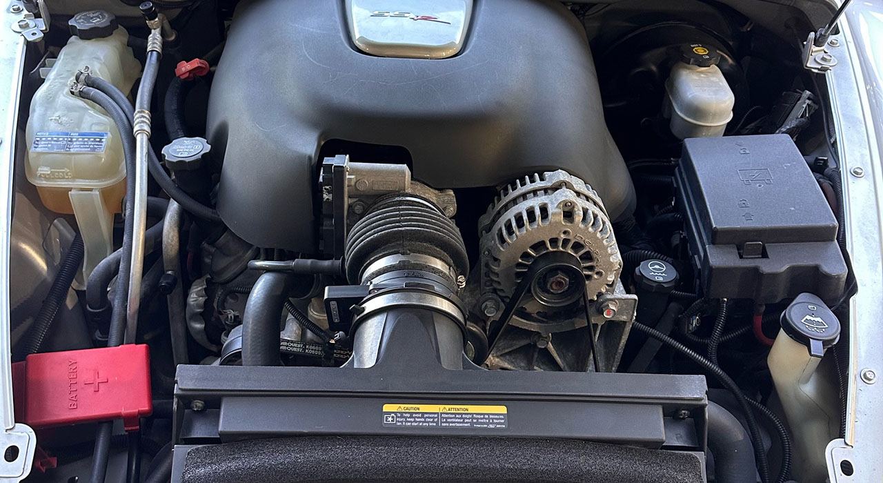 15th Image of a 2005 CHEVROLET SSR