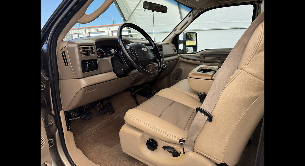 12th Image of a 2003 FORD F250