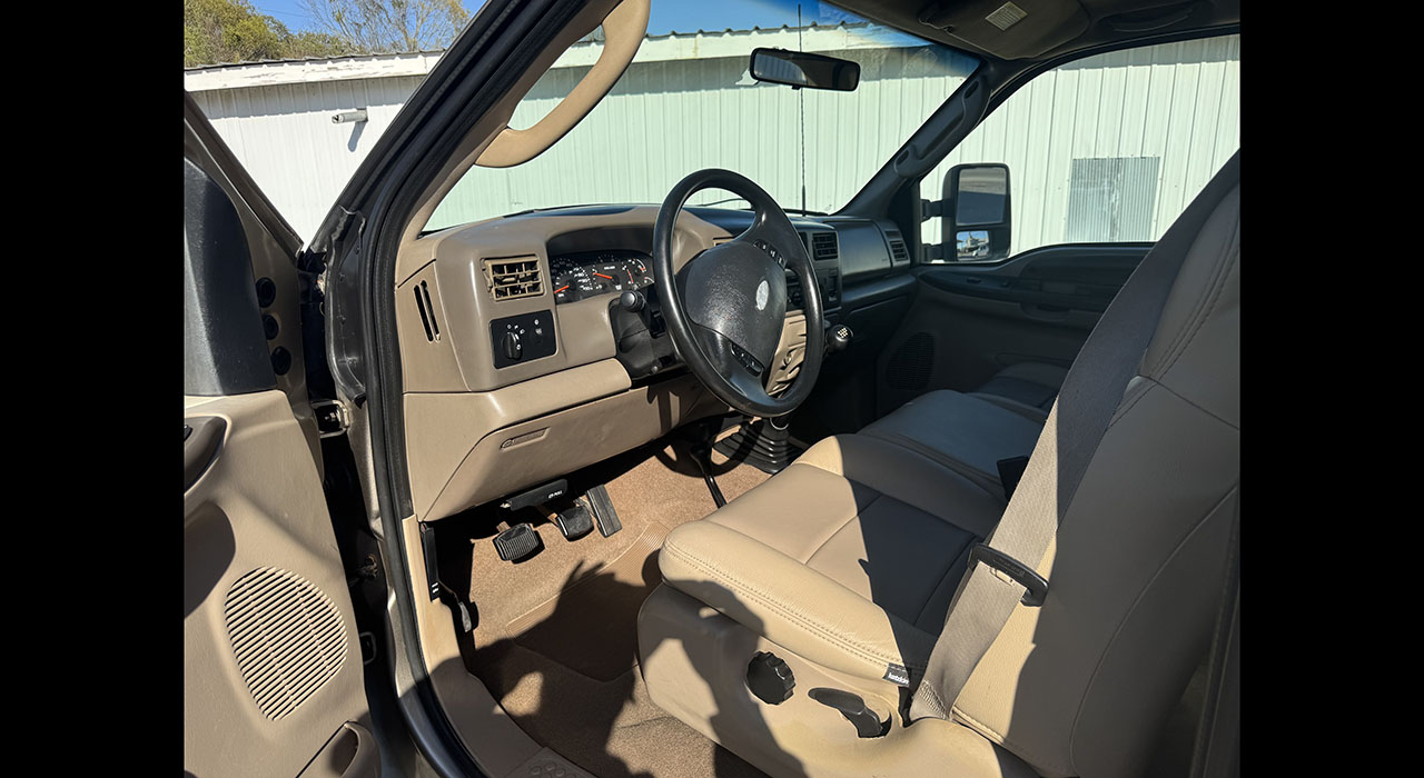 13th Image of a 2003 FORD F250