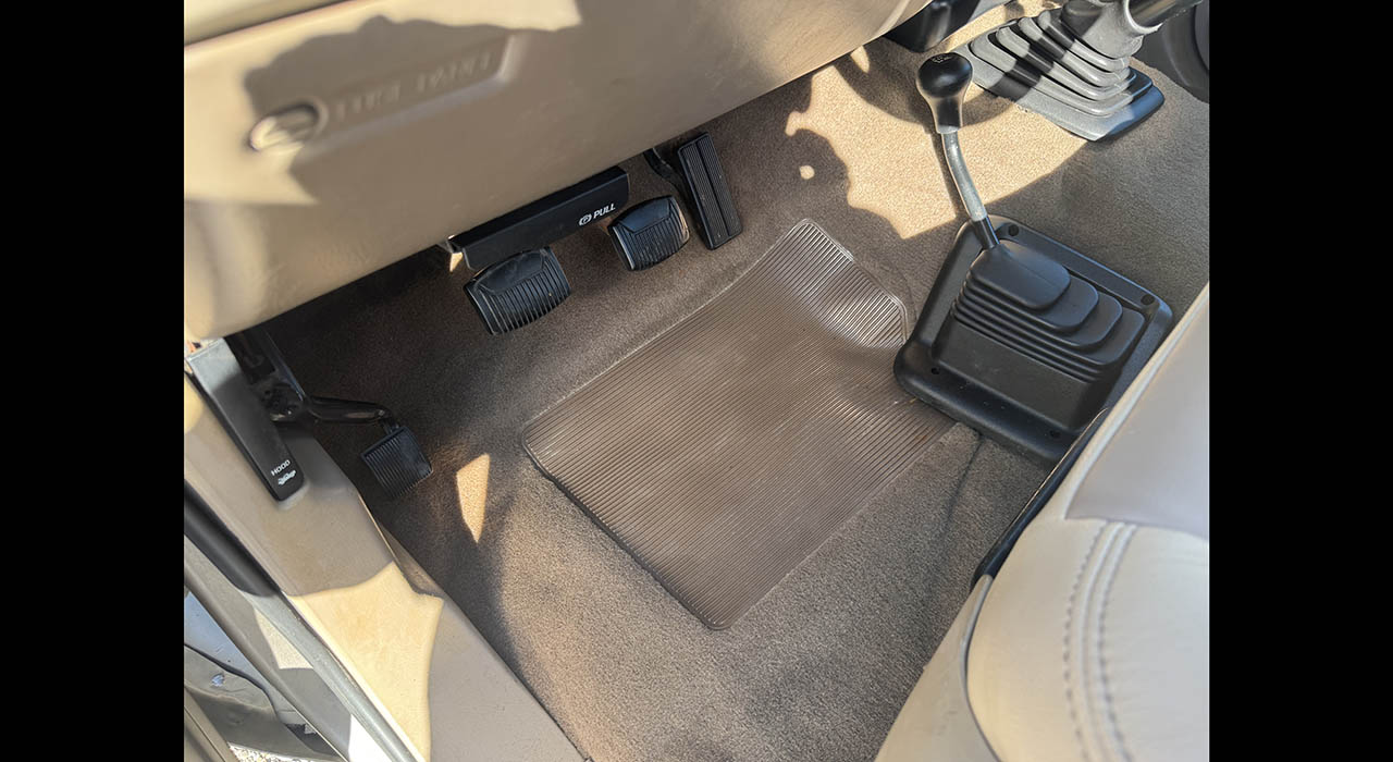 21st Image of a 2003 FORD F250
