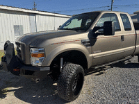 Image 4 of 24 of a 2003 FORD F250