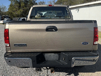 Image 8 of 24 of a 2003 FORD F250
