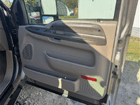 Image 11 of 24 of a 2003 FORD F250