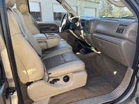 Image 15 of 24 of a 2003 FORD F250