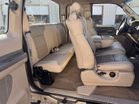 Image 16 of 24 of a 2003 FORD F250