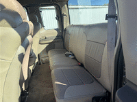 Image 17 of 24 of a 2003 FORD F250