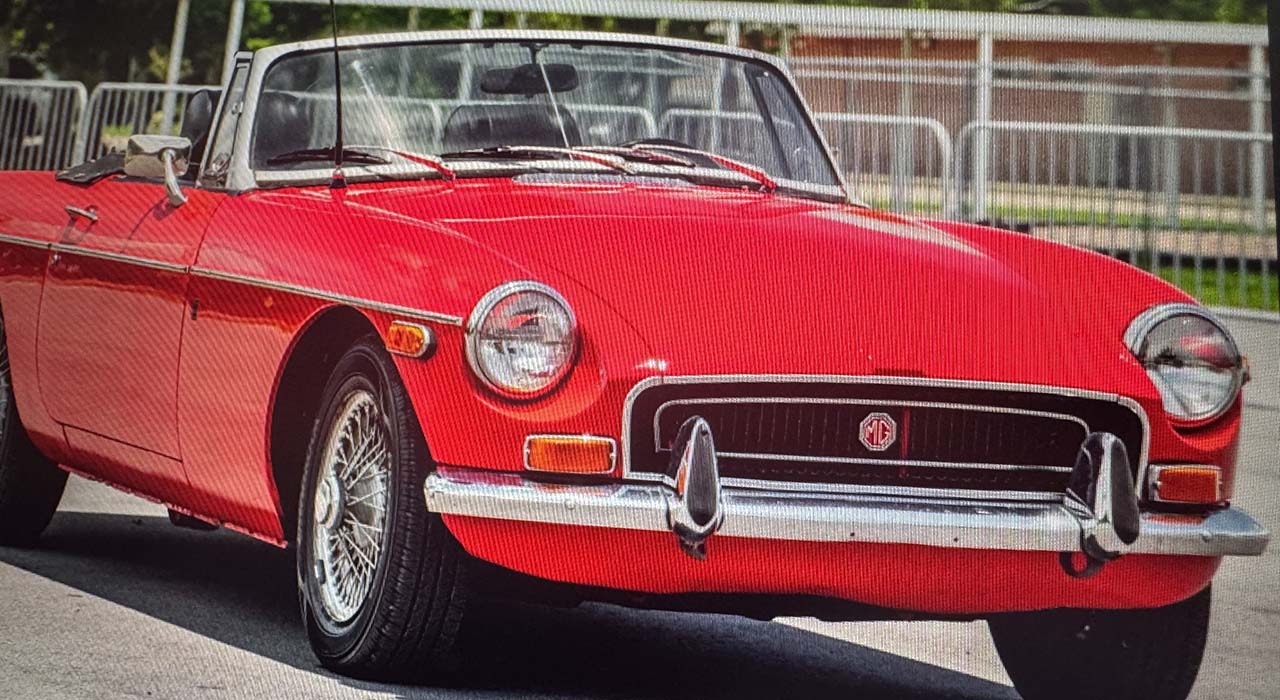 0th Image of a 1972 MG MGB